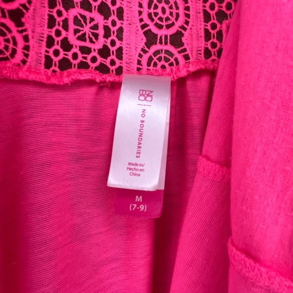 NO BOUNDARIES PINK SKULL TOP WITH LACED BACK - Picture 11 of 11